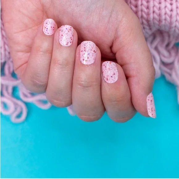 *Retired* Color Street: Pink Warrior | Breast Cancer Awareness Pastel Glitter - Picture 10 of 15